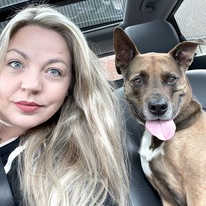 Meet your Posher, Ange